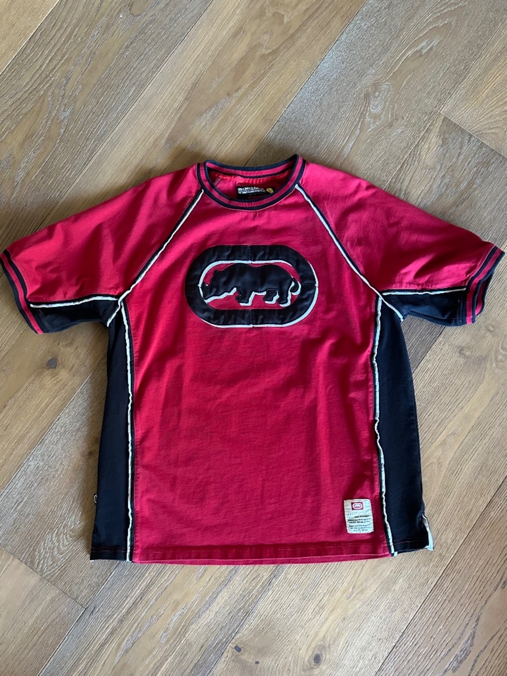 Ecko Unltd. Rhino Graphic Athletic Jersey Shirt Red Black Size Large - Picture 4 of 15